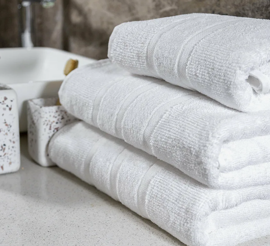 ¿Cómo determinar si las toallas del hotel están limpias e higiénicas?